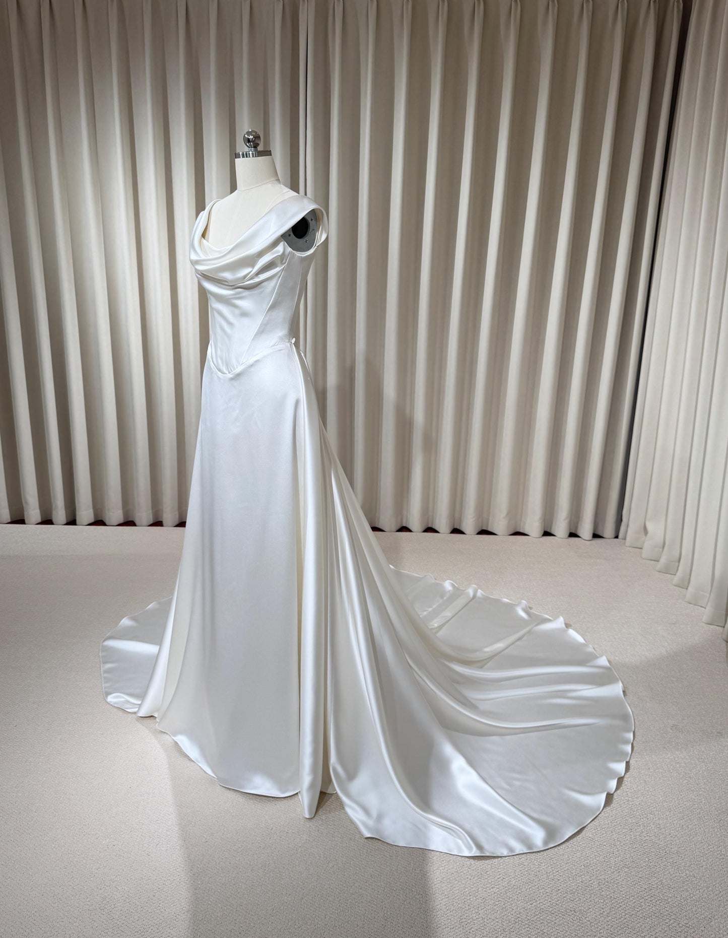 Minimalist Satin Corset Wedding Dress with Detachable Train | Michelle