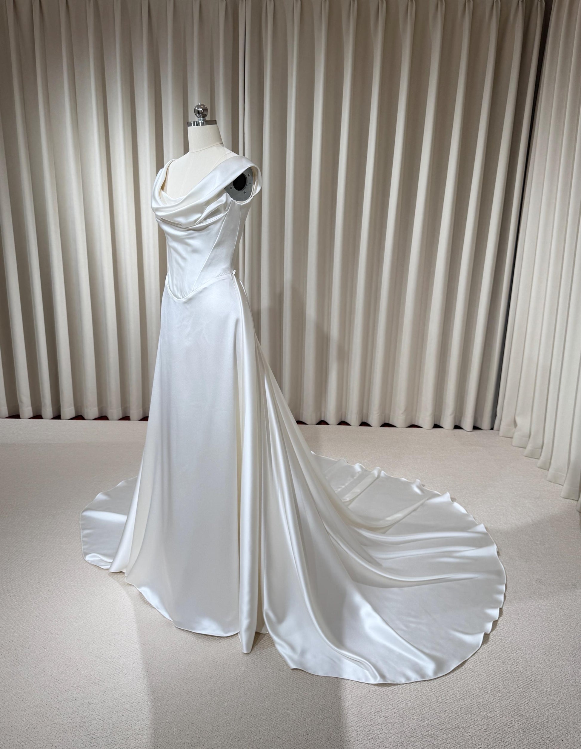 Minimalist Satin Corset Wedding Dress with Detachable Train | Michelle