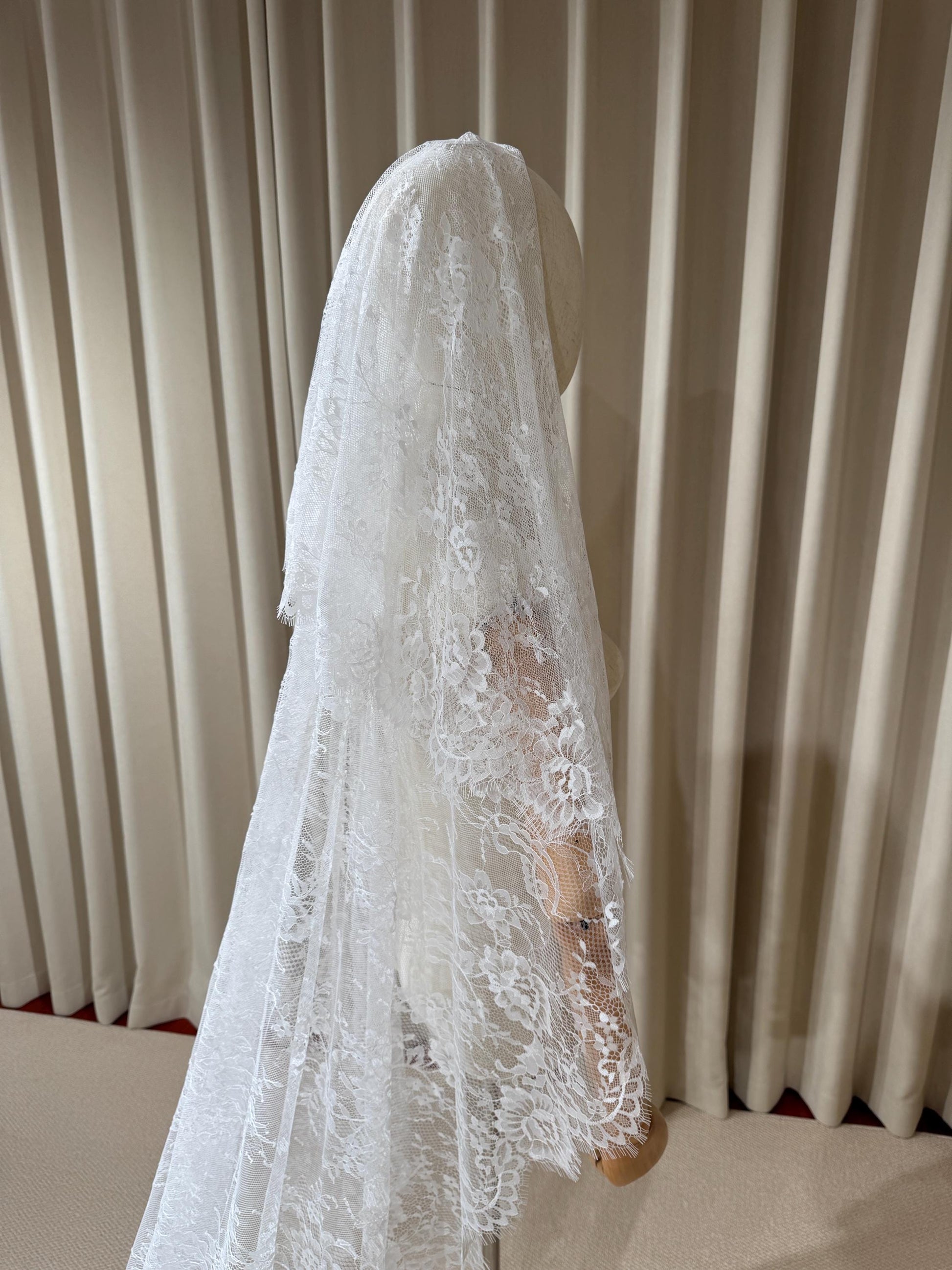 2 Tier Lace Wedding Veil