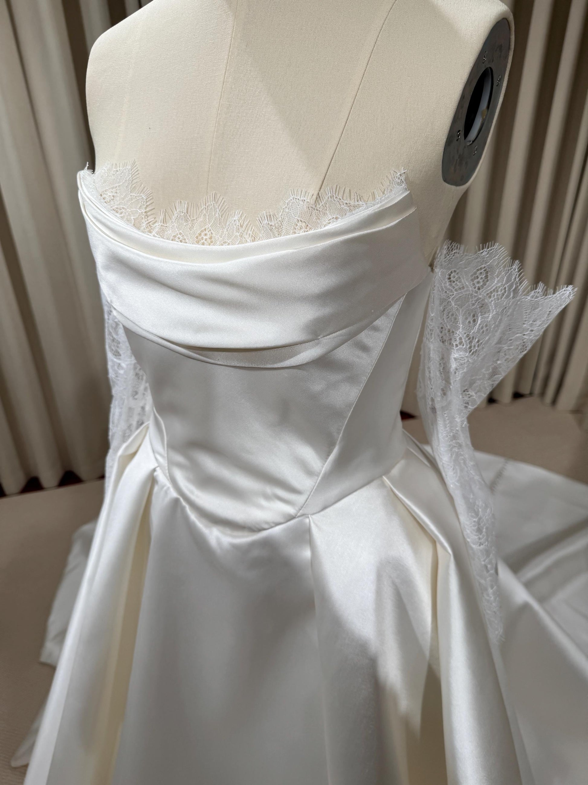 Detachable Lace Long Sleeve Satin Corset Basque Waist Wedding Ballgown | Joanna