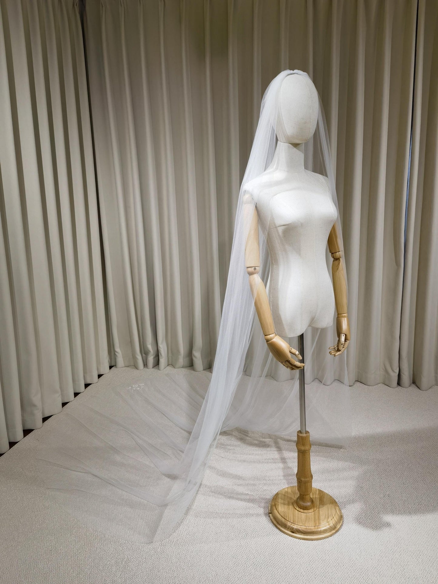 1 Tier Soft Tulle Wedding Veil with Hand Embroidery (Name Initials & Wedding Date)
