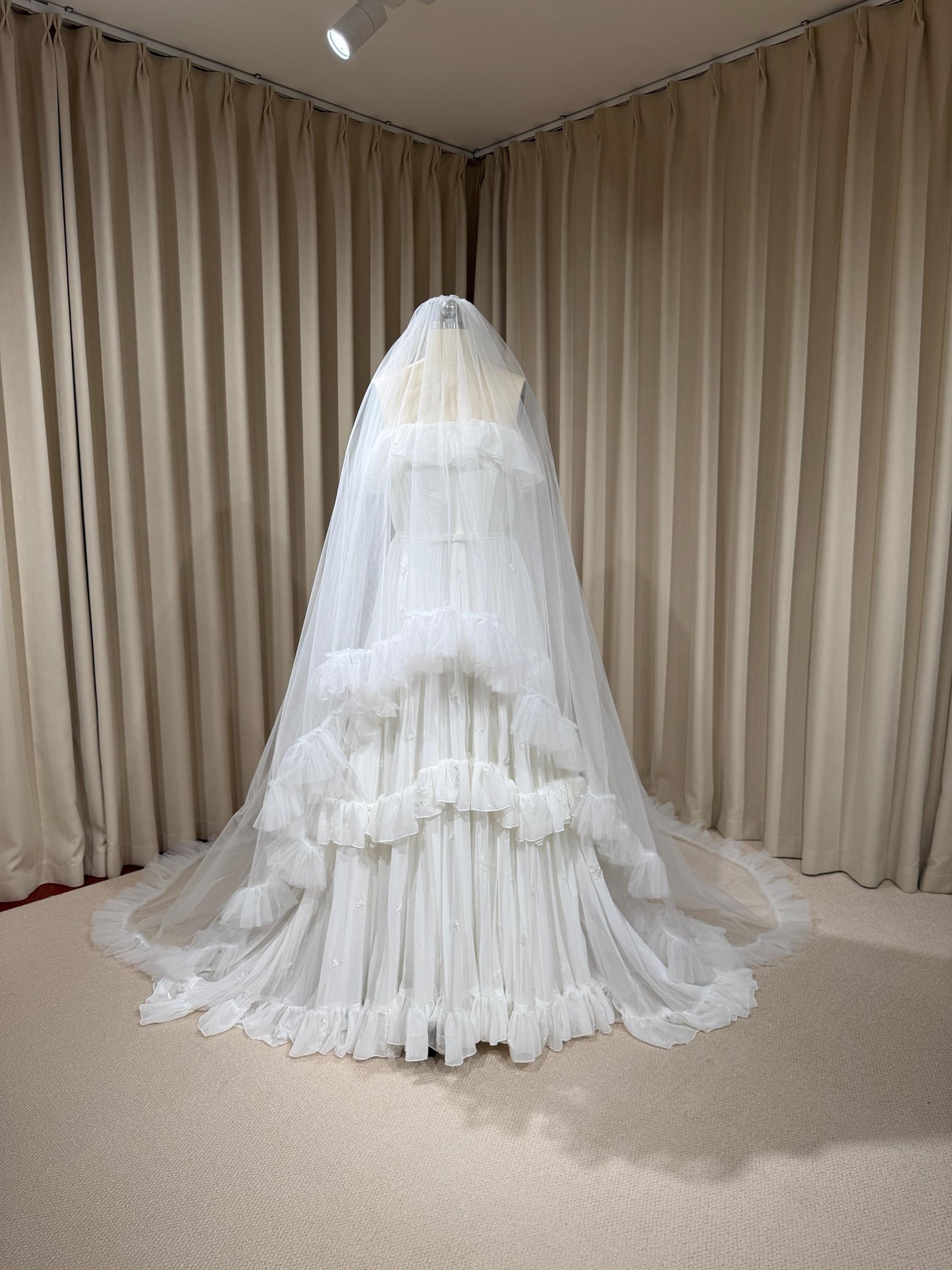 2 Tier Soft Tulle Wedding Veil with Ruffled Edge