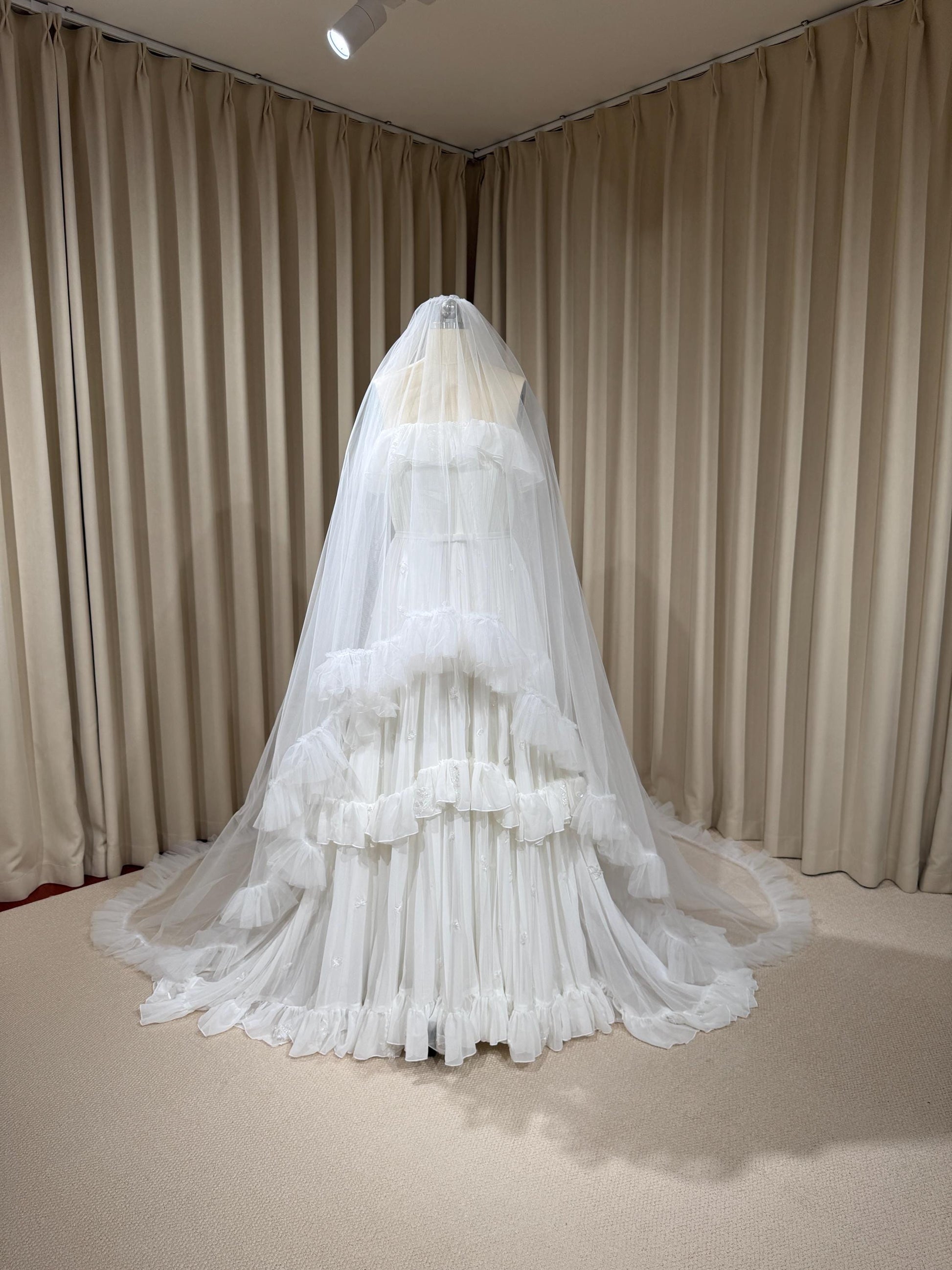 2 Tier Soft Tulle Wedding Veil with Ruffled Edge
