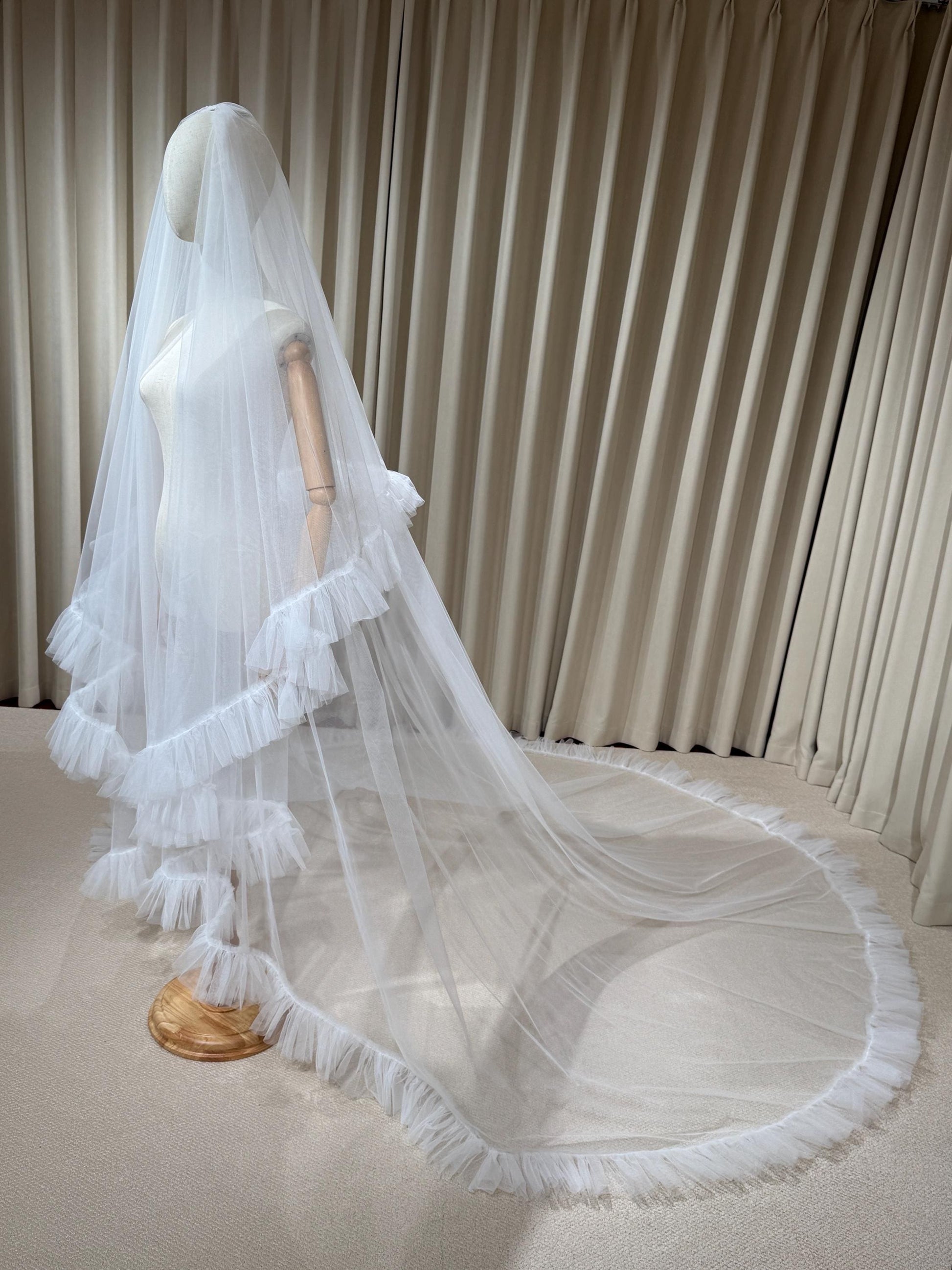 2 Tier Soft Tulle Wedding Veil with Ruffled Edge