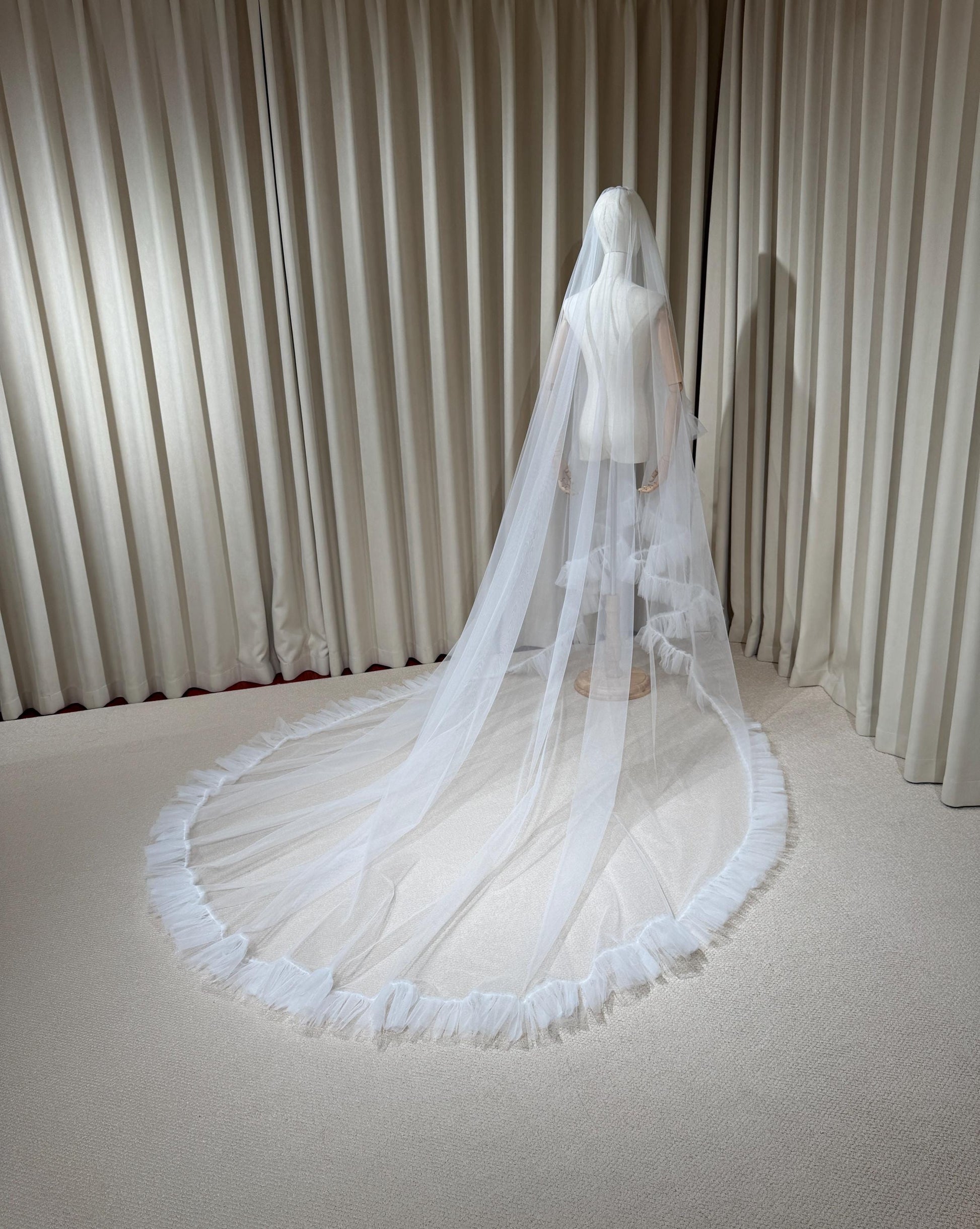 2 Tier Soft Tulle Wedding Veil with Ruffled Edge