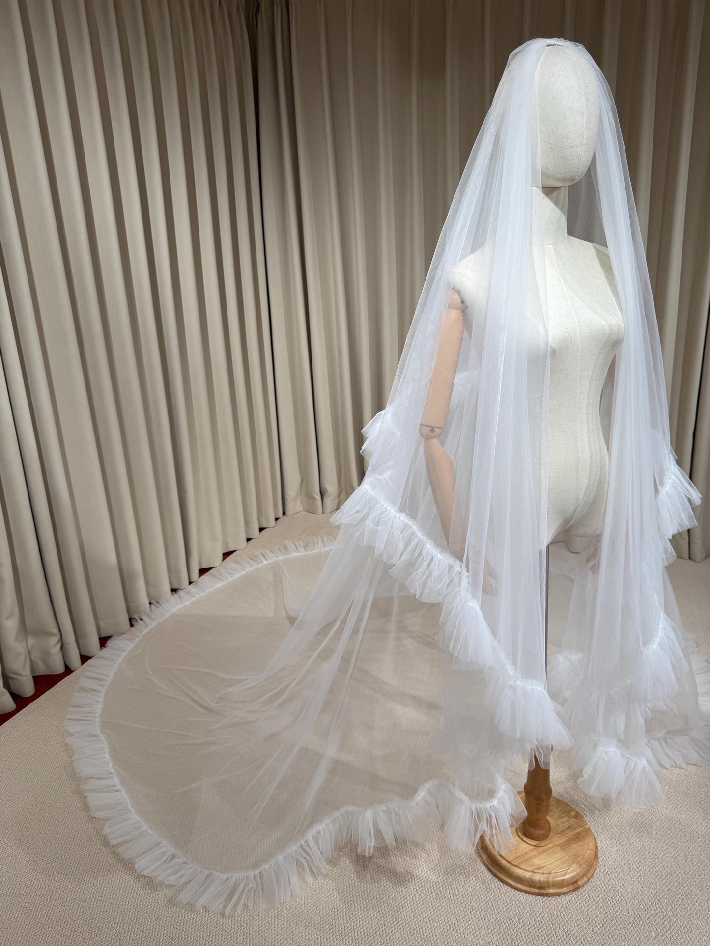 2 Tier Soft Tulle Wedding Veil with Ruffled Edge