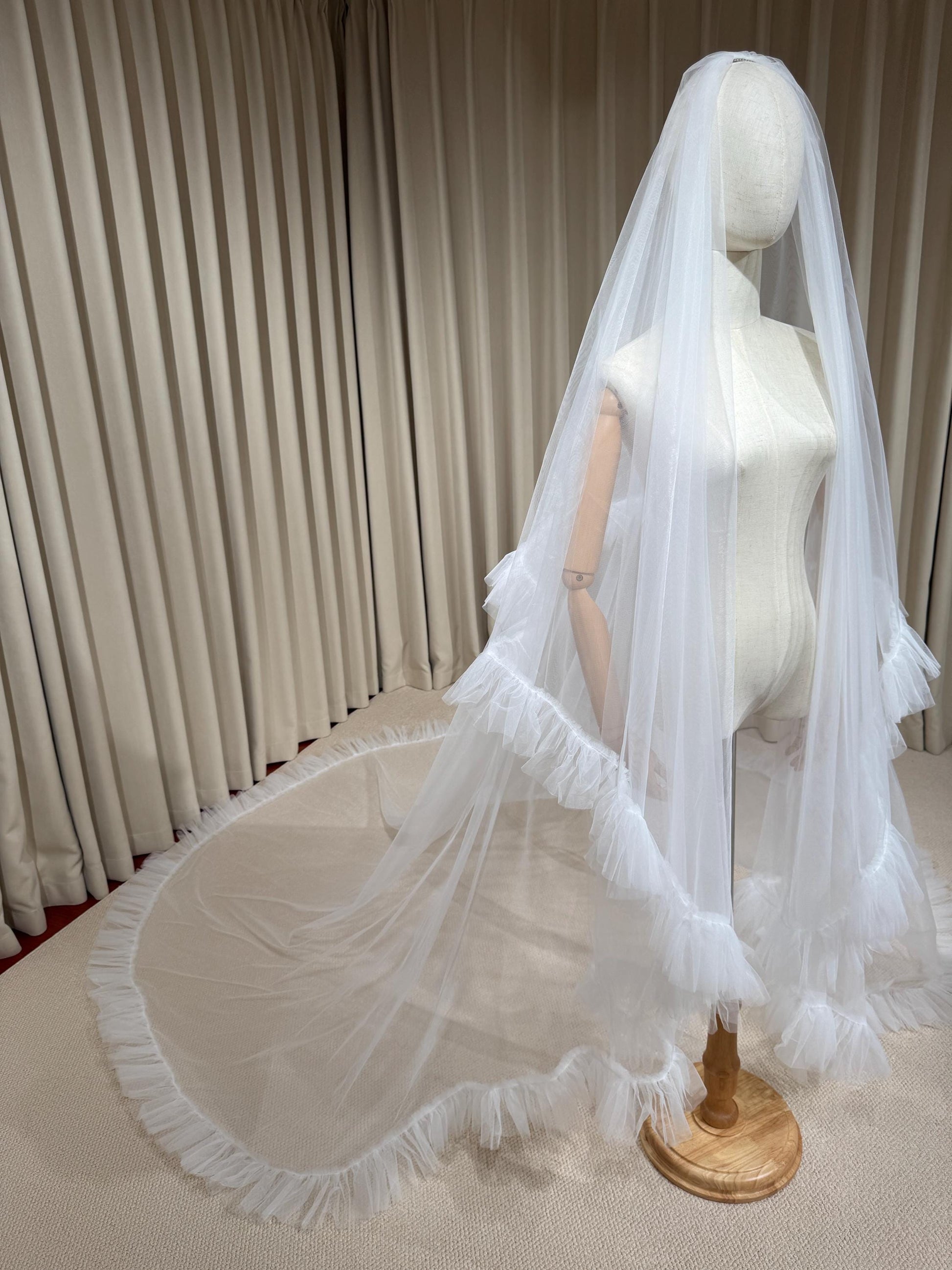 2 Tier Soft Tulle Wedding Veil with Ruffled Edge
