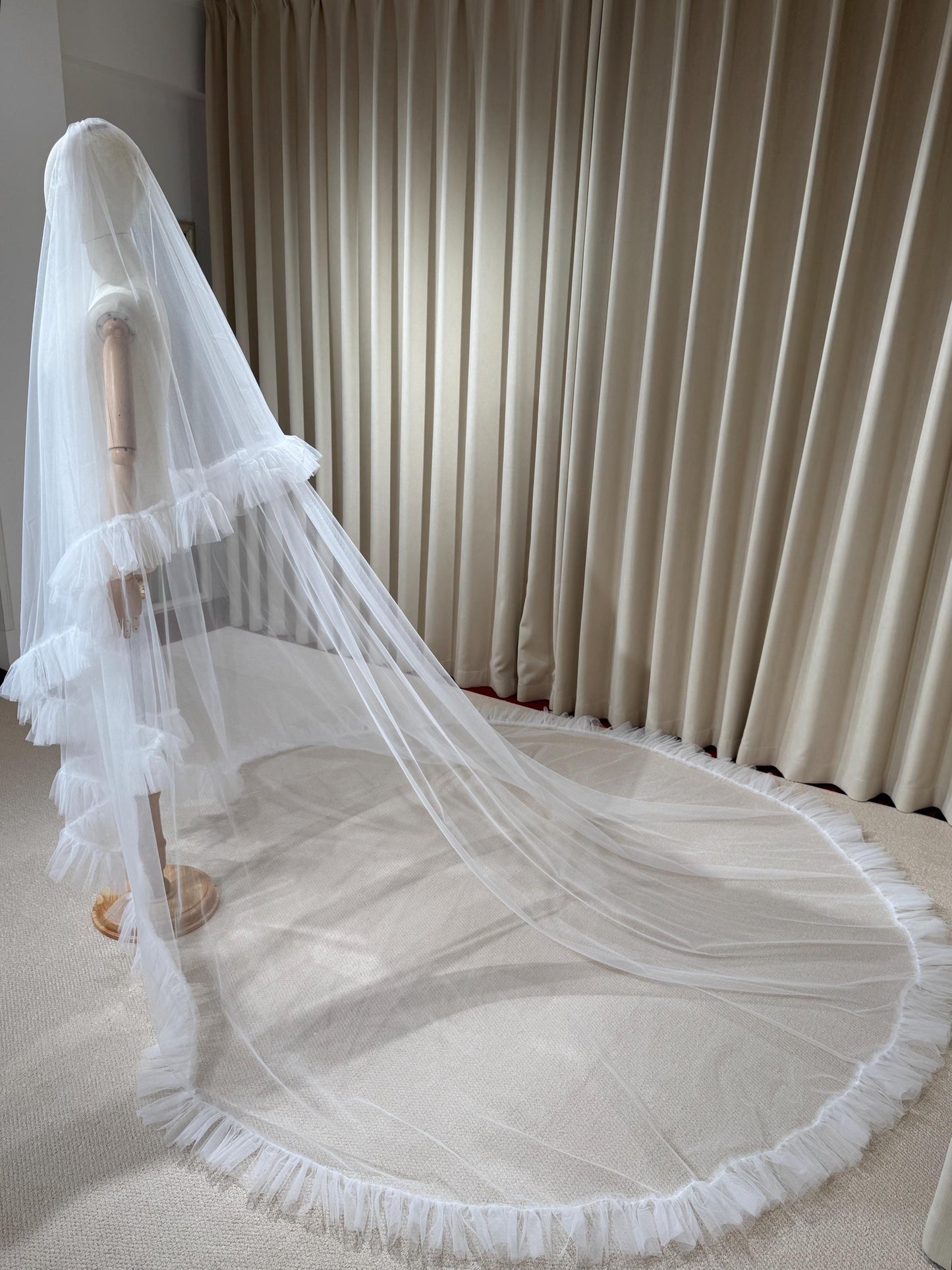 2 Tier Soft Tulle Wedding Veil with Ruffled Edge