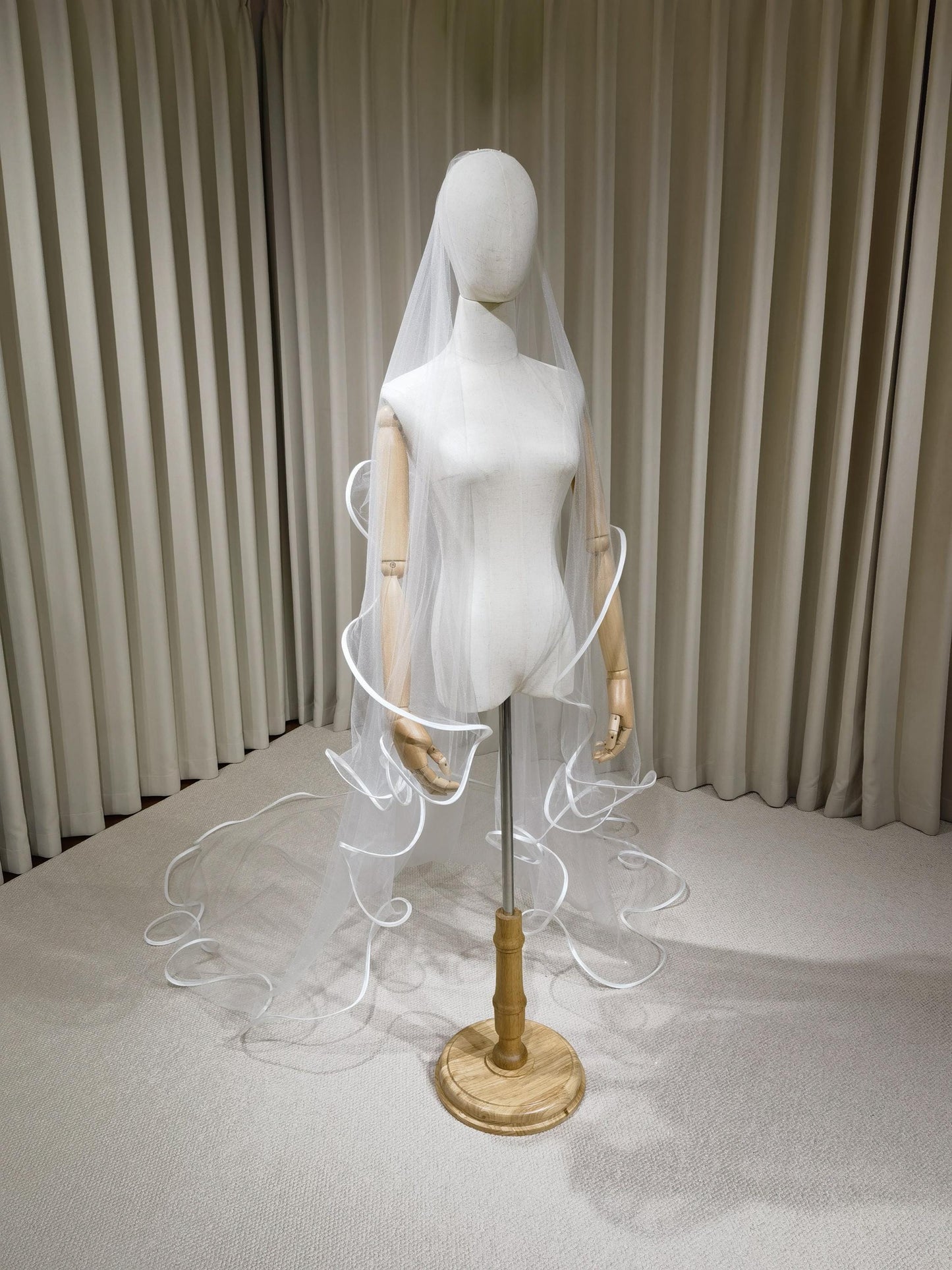 2 Tier Tulle Wedding Veil with Bouncy Satin Edge