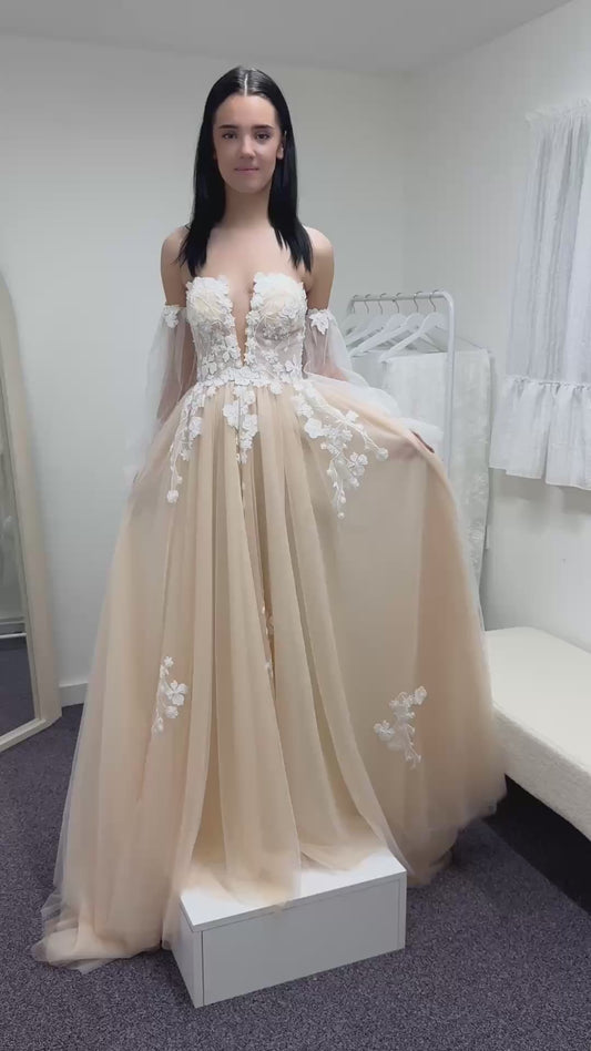 Vanessa | Sample dress
