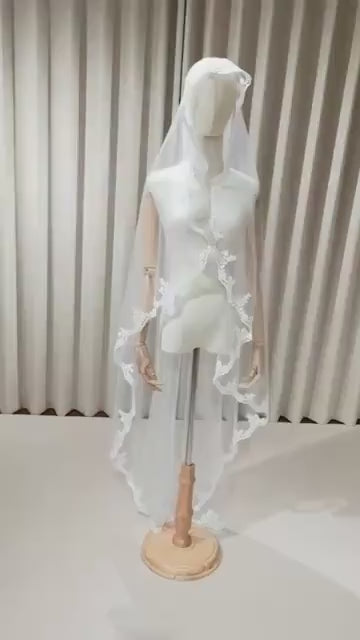 1 & 2 Tier Lace Trim Wedding Veil