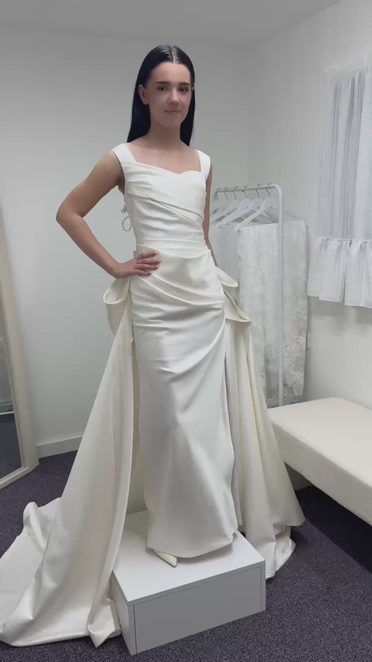 Dorothy | Sample dress