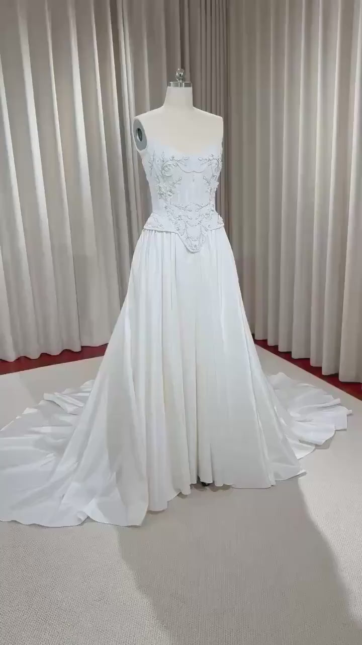 Two-piece Hand Embroidery Corset Top with Taffeta Skirt Wedding Dress, Custom Modest Courthouse Civil Wedding Vintage Victoria Ball Gown